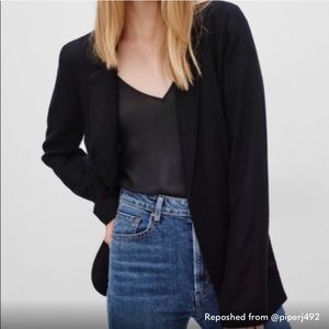 Aritzia/Talula Black Blazer